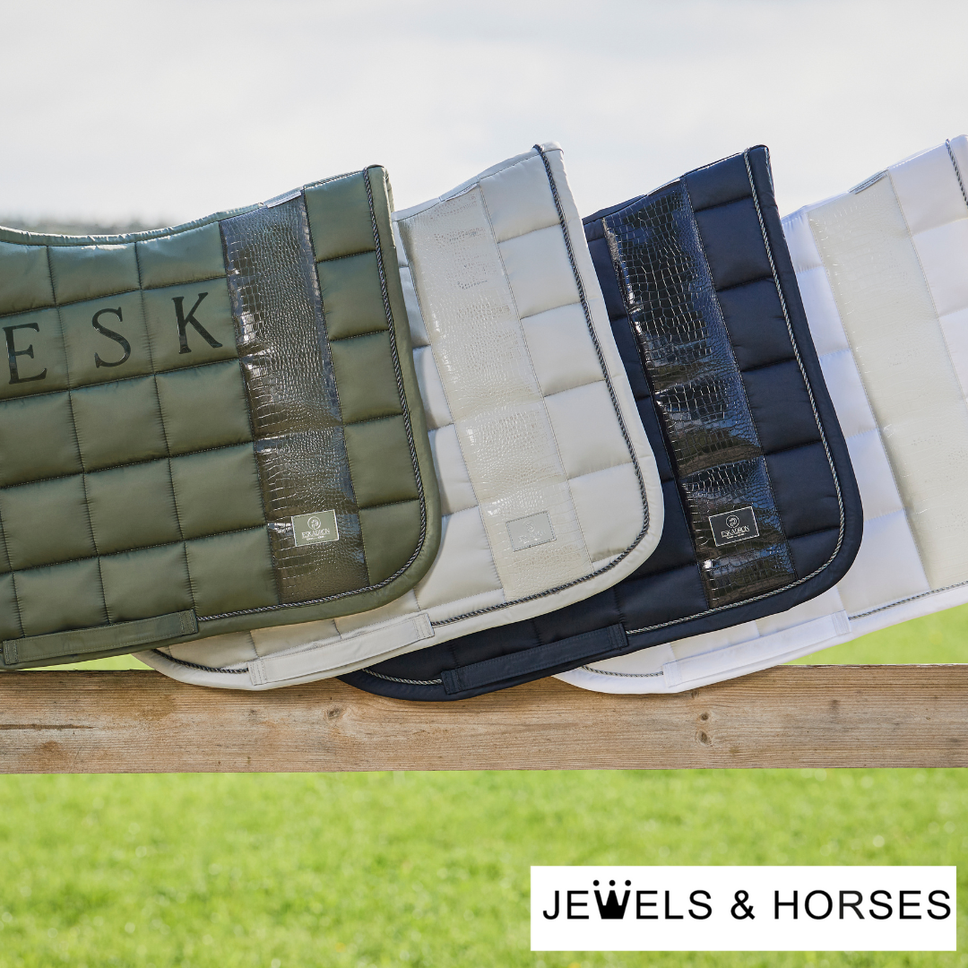 Eskadron Platinum Big Square Glossy Saddle Pad - Pearl Grey